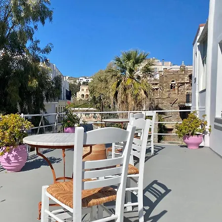 Pallada Boutique * Τήνος